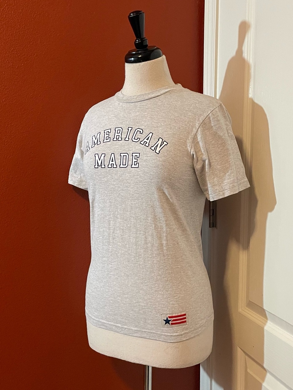 American Giant Women’s Classic Heather American Made Flag Patriotic Tee‎ Shirt